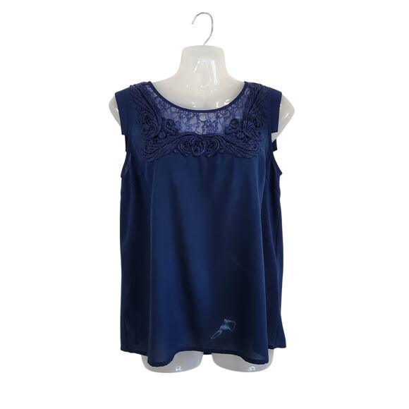 Skies Are Blue Sleeveless Embroidered Floral Blouse Keyhole Back Blue Size Small - Picture 1 of 8